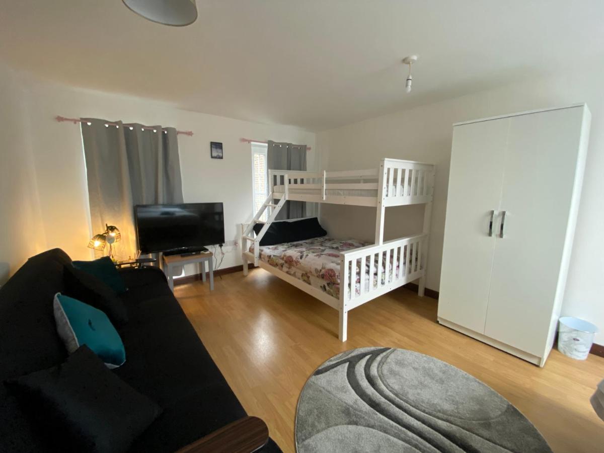 Cozy 1 Bed/Sleep 3/ London Apartamento Exterior foto
